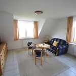Nad Jeziorem Lebsko Apartment *