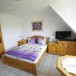 Apartment Nad Jeziorem Lebsko *