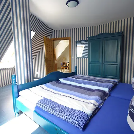 Nad Jeziorem łebsko Apartament