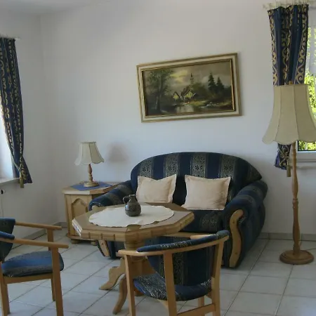 Nad Jeziorem Lebsko Apartamento